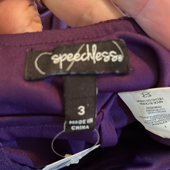 SPEECHLESS sz 3 Long Maxi Gown Spaghetti Strap Sequin Netting Monochrome $89 NEW - Picture 14 of 16